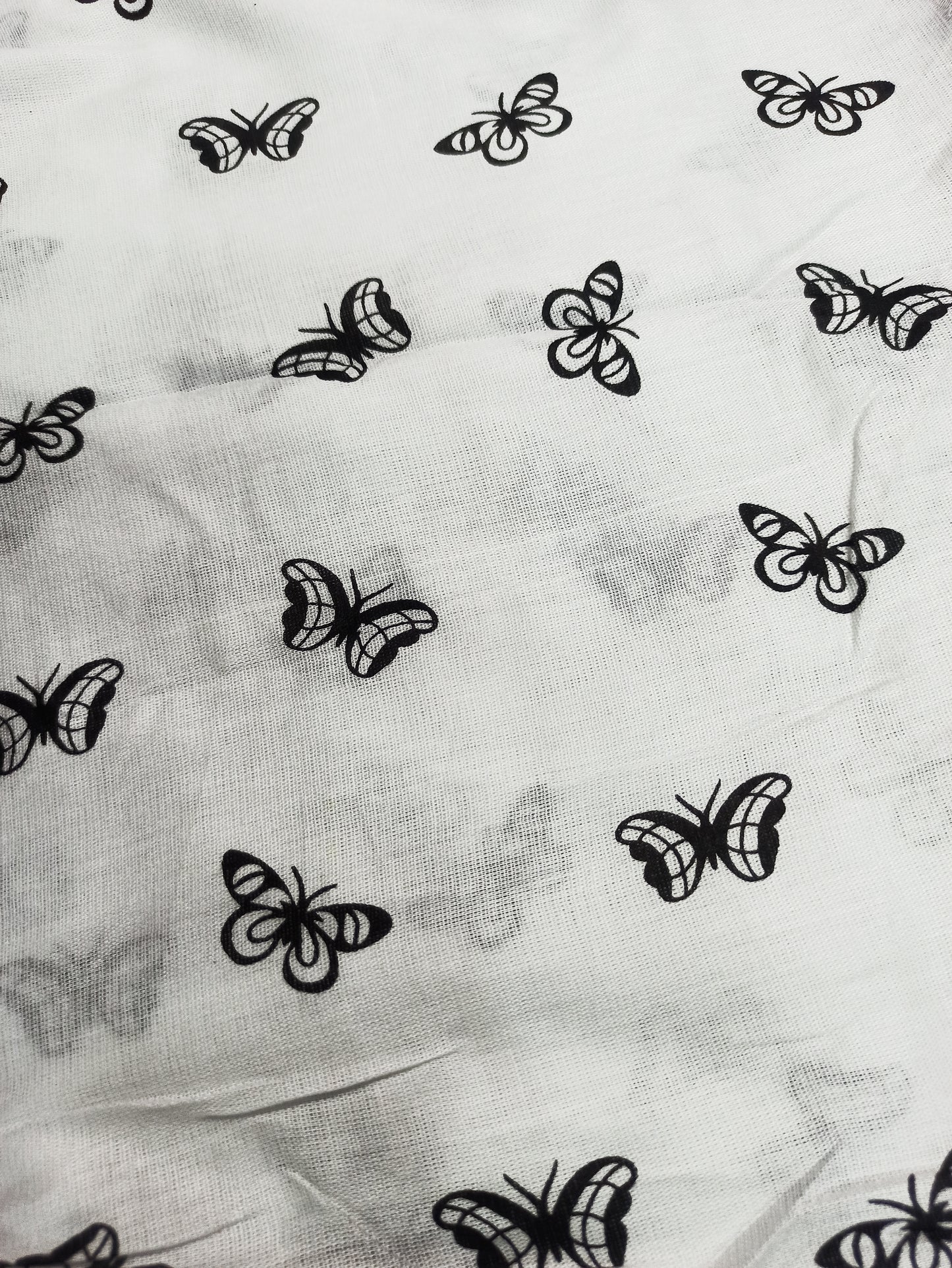 Elegant White Cotton Scarf with Butterfly Print – Soft & Trendy
