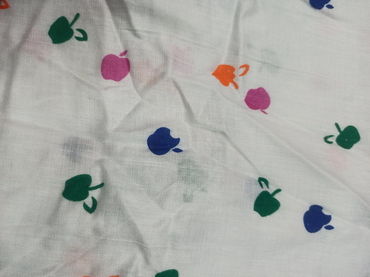Elegant White Cotton Scarf with Multicolor Apple Print – Soft & Trendy