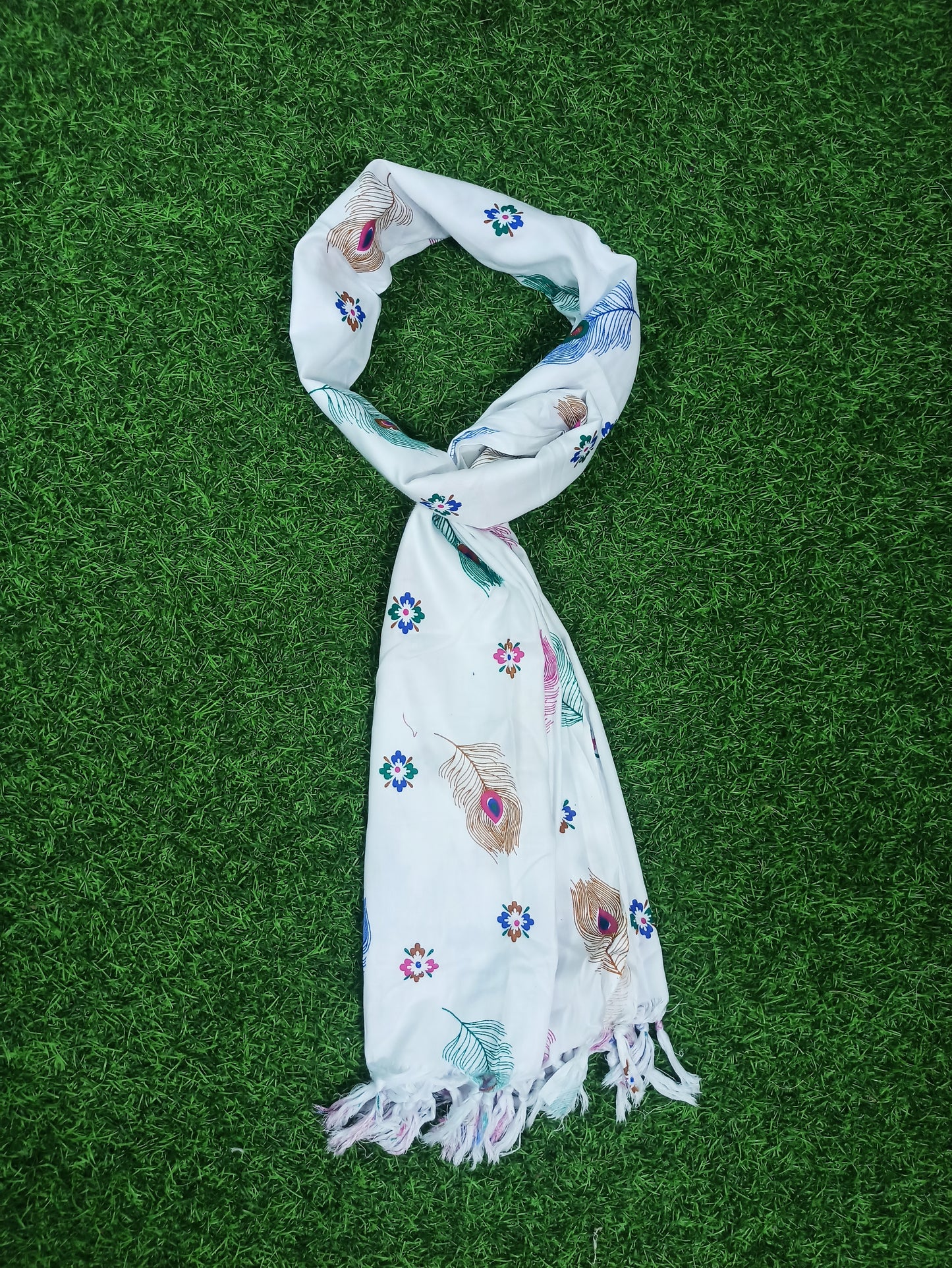 White Dupatta Feather
