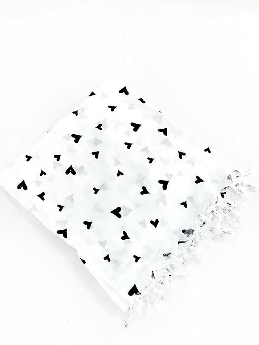 White Dupatta Black Dil