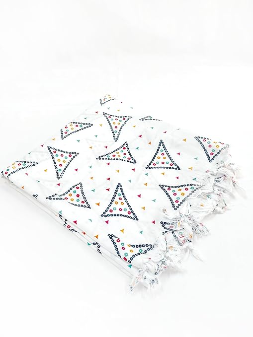White Dupatta Triangle
