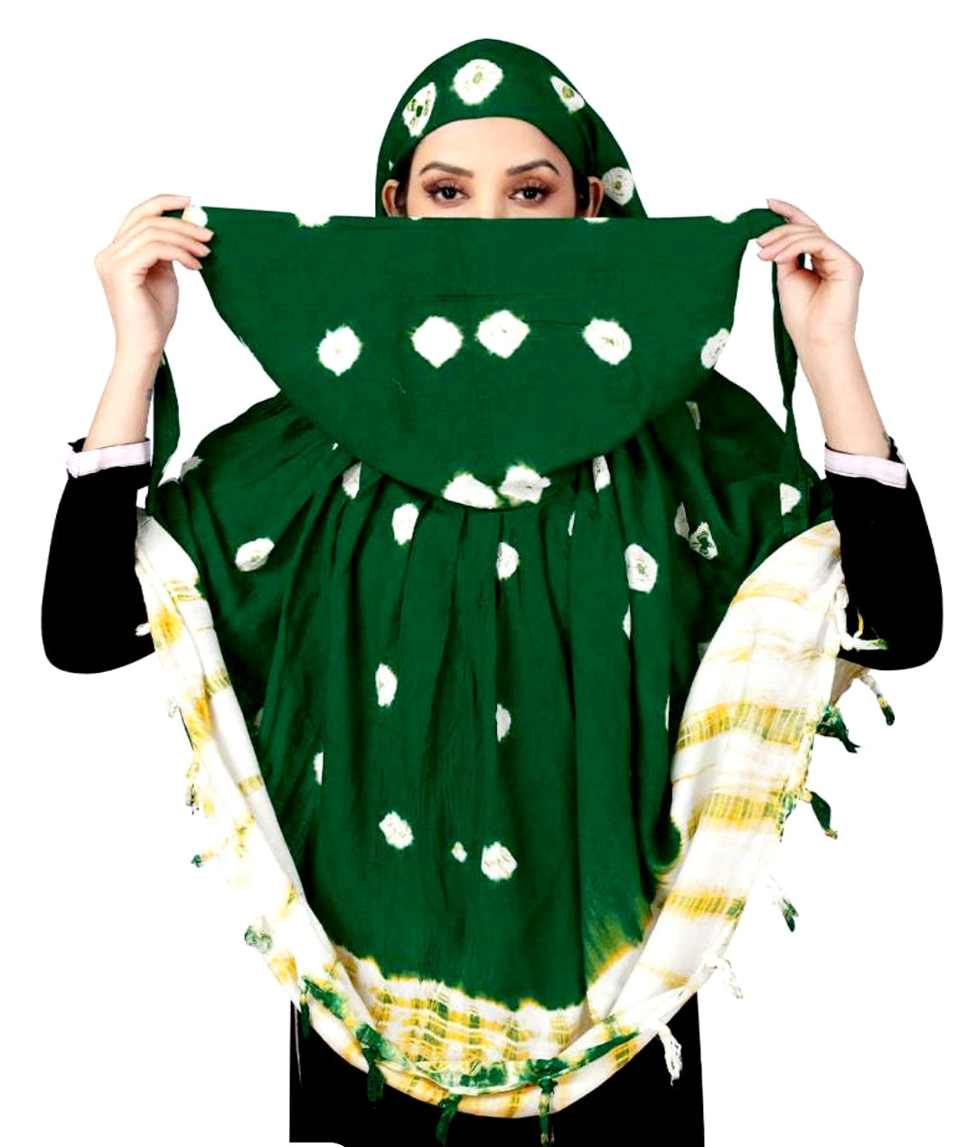 Elegant Green Bandhani Cotton Scarf with Tassel Edging – Soft & Stylish