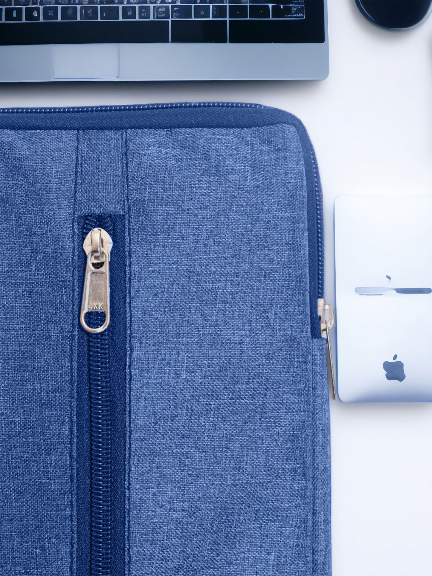 Laptop Sleeve with Pouch A