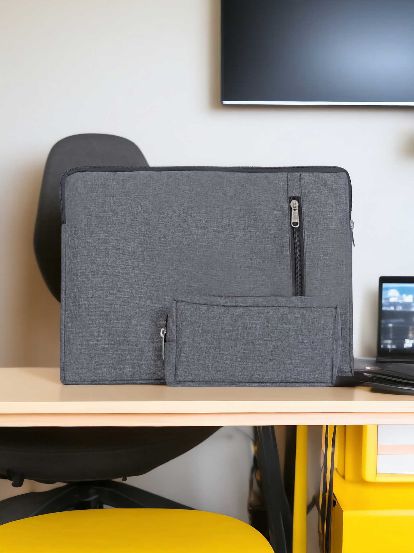 Laptop Sleeve with Pouch B