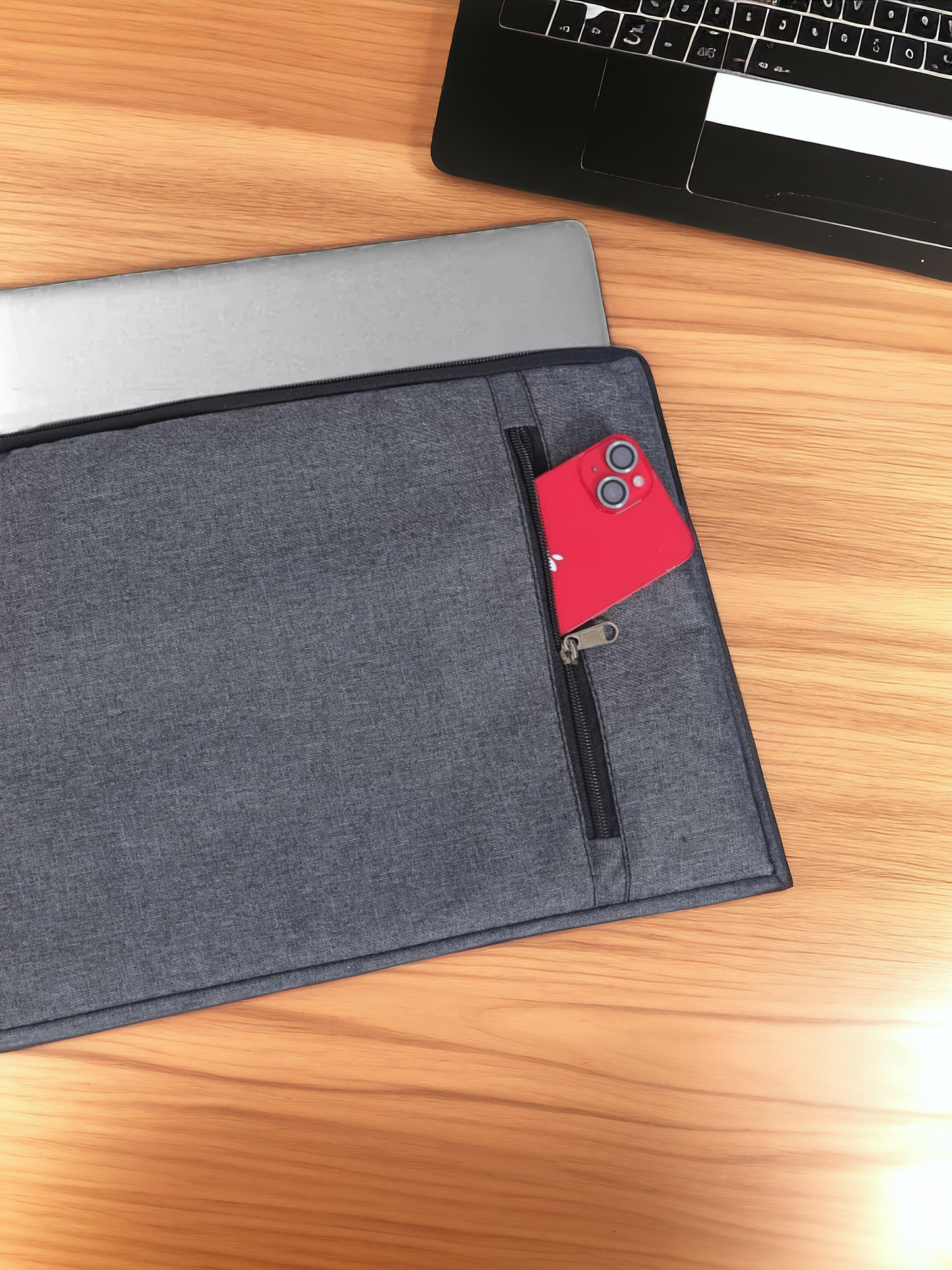 Laptop Sleeve with Pouch B