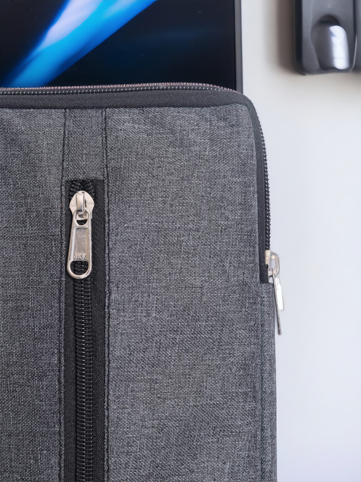 Laptop Sleeve with Pouch B