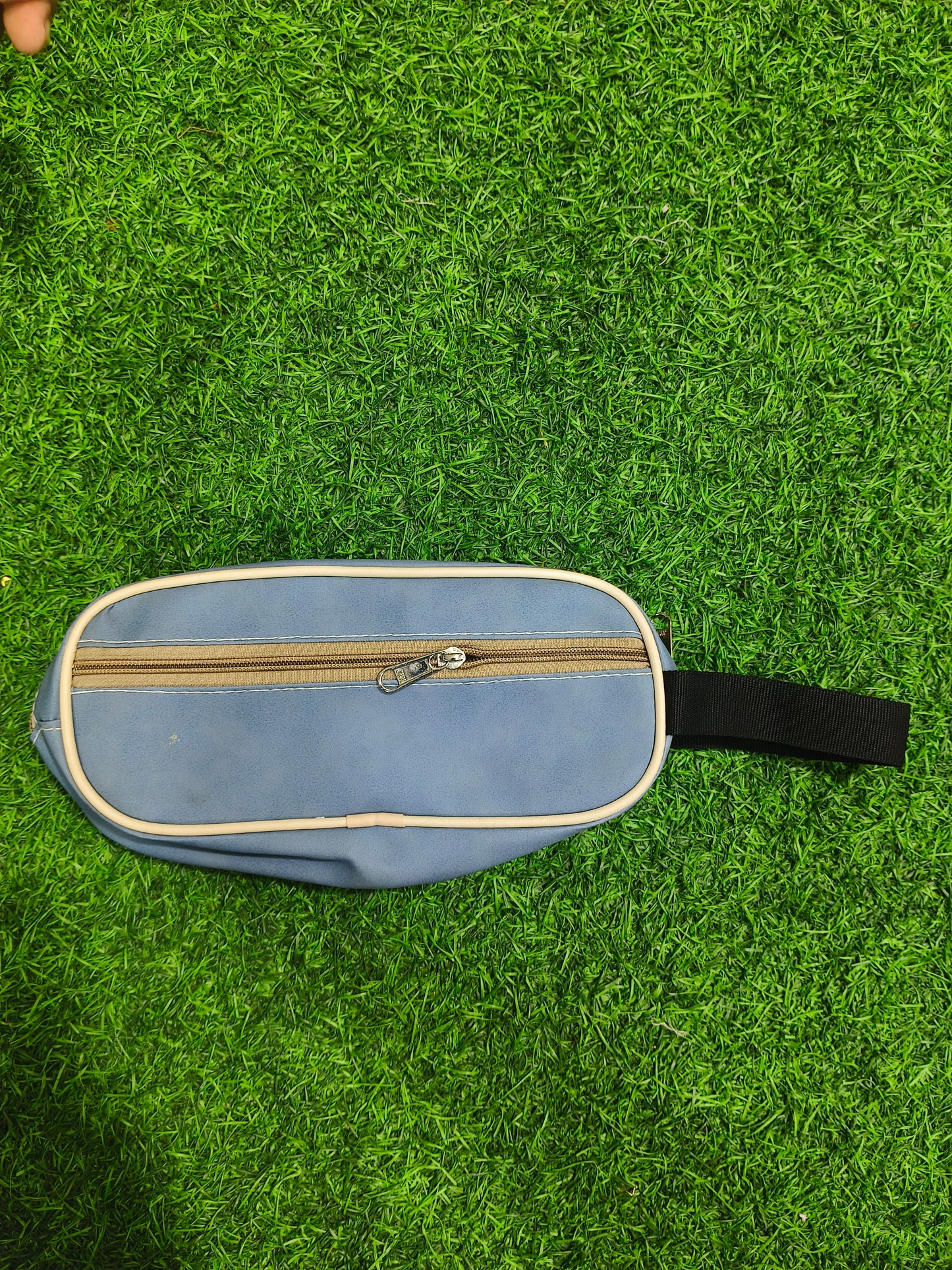 Light Pouch J