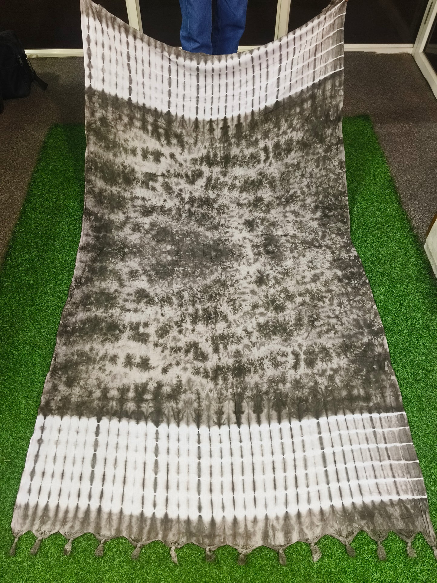 Smoke Printing Dupatta Mehndi