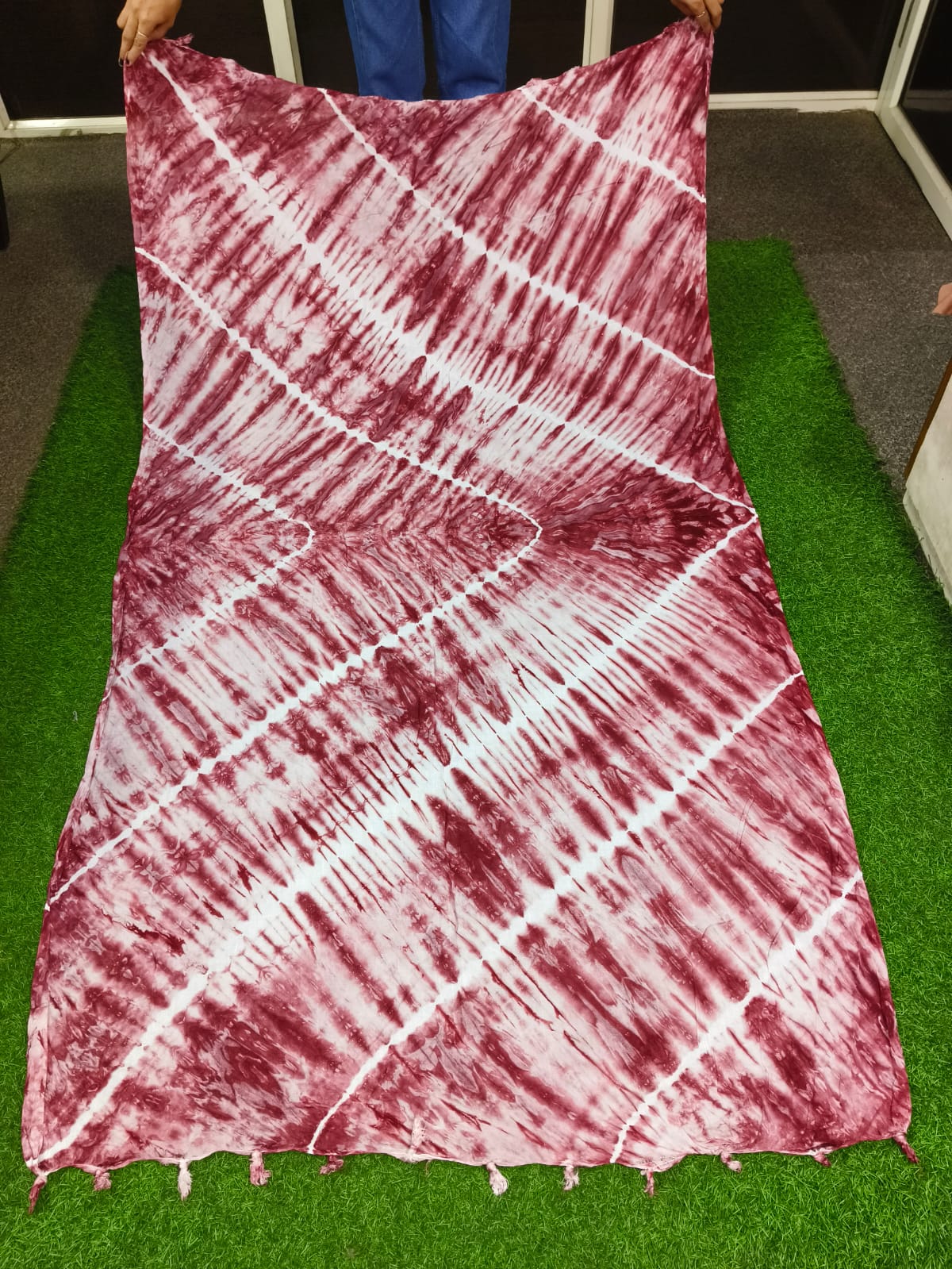 Lining Printing Dupatta Maroon