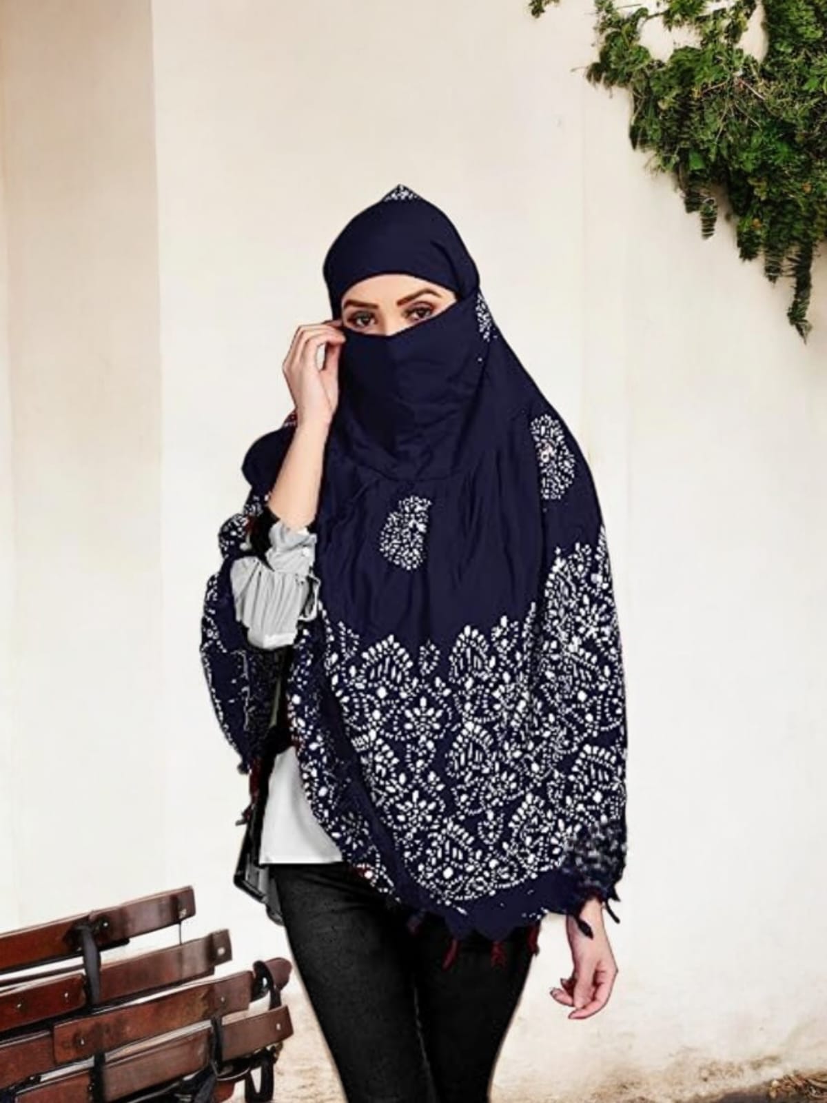 Wex Batik Scarf (Navy Blue)