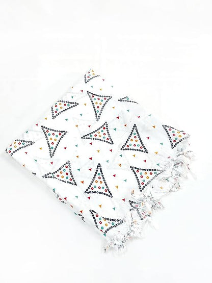 White Dupatta Triangle